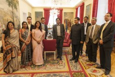 Los Futuros Líderes Indios en el Palacio de Santa Cruz, sede del Ministerio de Asuntos Exteriores y de Cooperación.