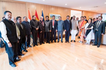 Ignacio Ybáñez se reúne con la delegación parlamentaria india