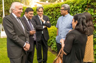 Los líderes, en la Embajada de la India en España