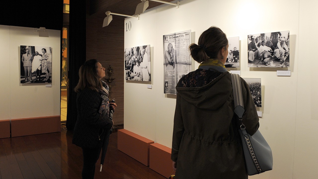 Casa de la India trae a Madrid su exposición sobre Gandhi