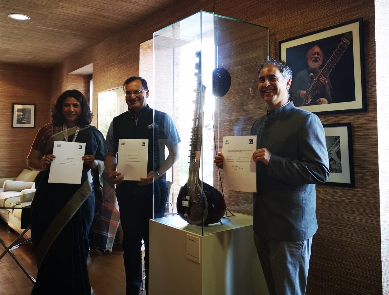 Convenio de colaboración entre Casa de la India y Ravi Shankar Institute for Music and Performing 