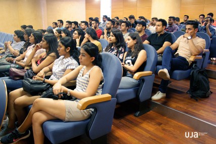Estudiantes del IILM Institute de Delhi se forman en la Universidad de Jaén