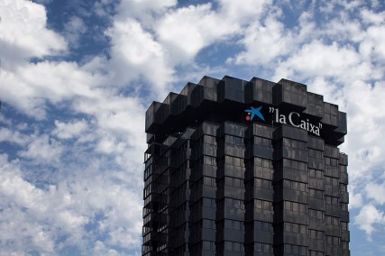 Caixabank cumple 10 años en India y se consolida en el sudese asiático