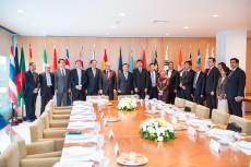 Reunión de Ignacio Ybáñez con embajadores de Asia-Pacífico en Madrid
